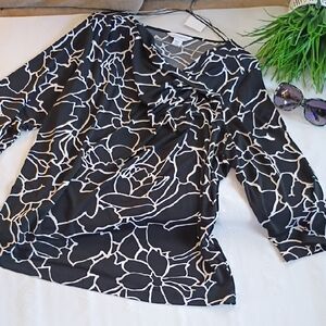 Liz Claiborne Black and White Floral Blouse